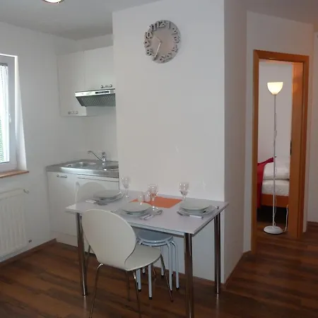 Apartments Luxe Self Check In Zagreb Room photo